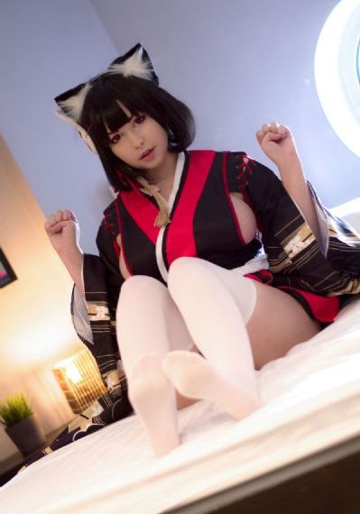 国产丰满白嫩大波美女_BD国语高清完整版播放