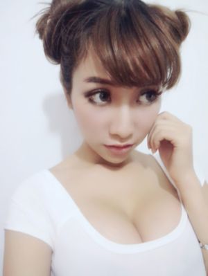 欧美黄色录像免费看_迅雷手机免费观看